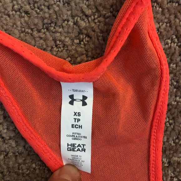 NWT Under Armour Tank - Picture 2 of 3